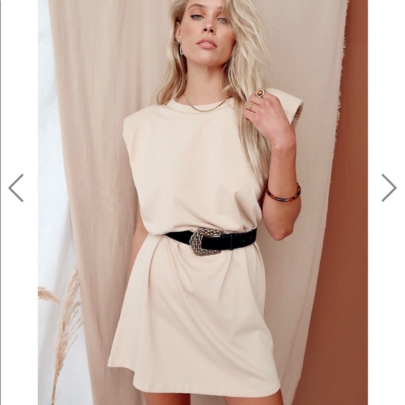 Del Rey Taupe Padded Dress - Picture 3 of 6